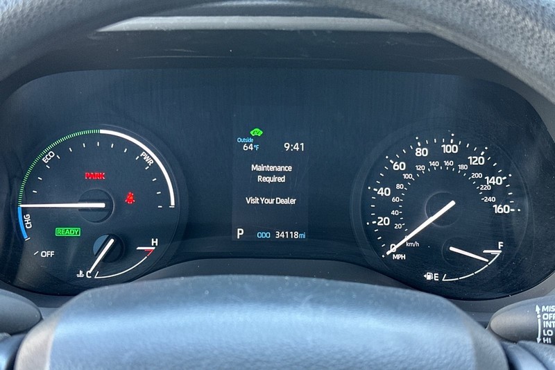 Toyota Sienna Vehicle Full-screen Gallery Image 40