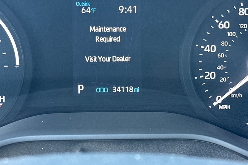 Toyota Sienna Vehicle Full-screen Gallery Image 41