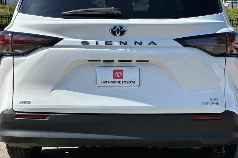 Toyota Sienna Vehicle Full-screen Gallery Image 49