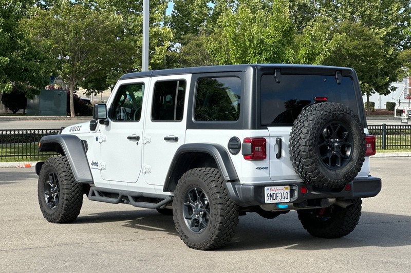 Jeep Wrangler 4xe Vehicle Full-screen Gallery Image 06
