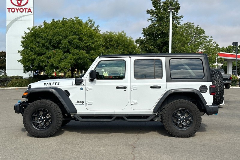 Jeep Wrangler 4xe Vehicle Full-screen Gallery Image 07
