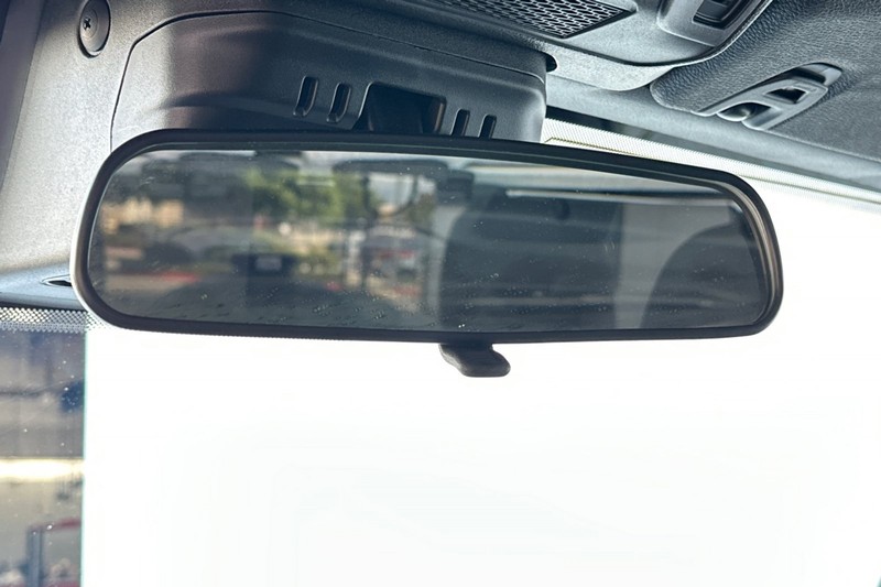 Jeep Wrangler 4xe Vehicle Full-screen Gallery Image 23