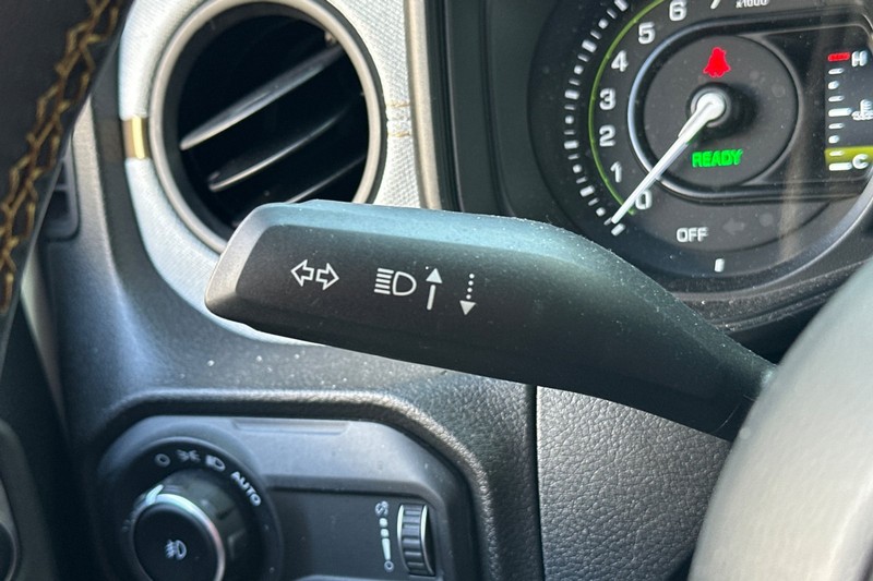 Jeep Wrangler 4xe Vehicle Full-screen Gallery Image 33