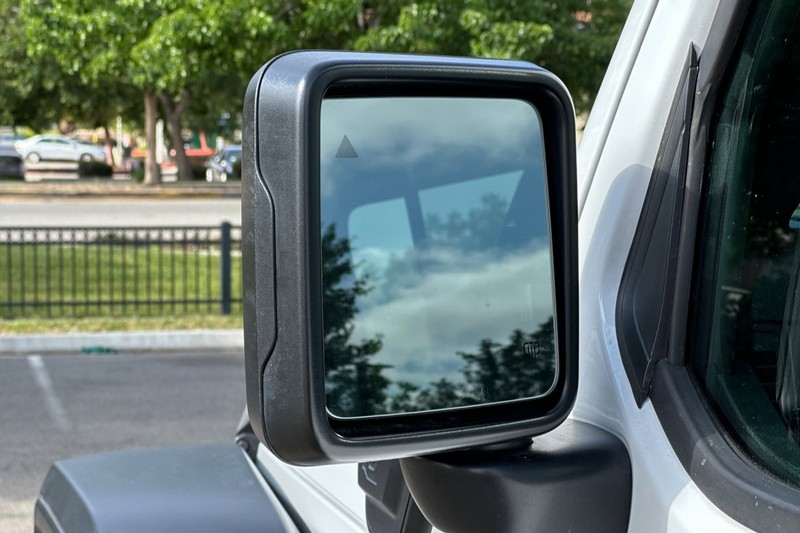 Jeep Wrangler 4xe Vehicle Full-screen Gallery Image 45