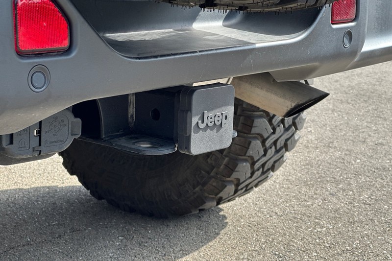 Jeep Wrangler 4xe Vehicle Full-screen Gallery Image 46