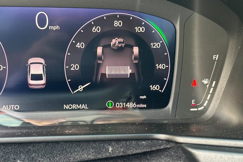 Honda Accord Hybrid Vehicle Full-screen Gallery Image 38