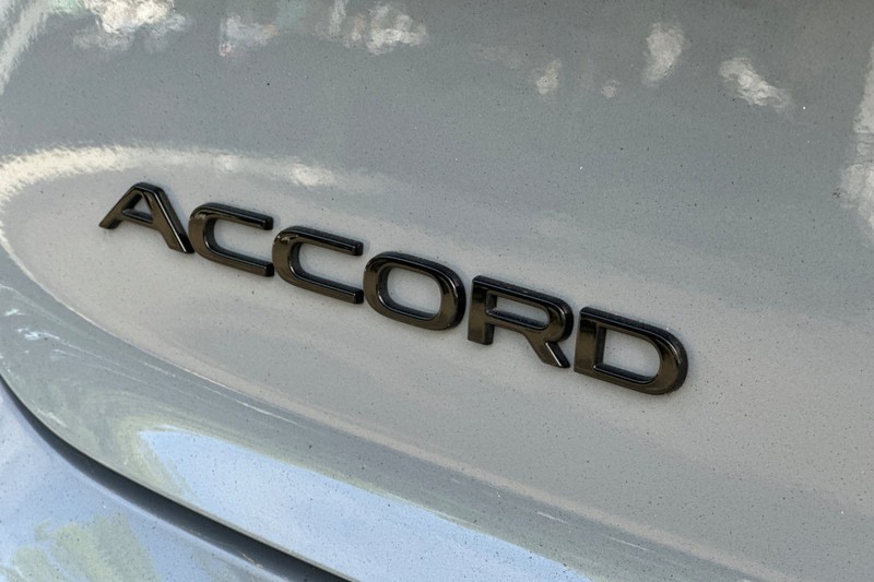 Honda Accord Hybrid Vehicle Full-screen Gallery Image 47