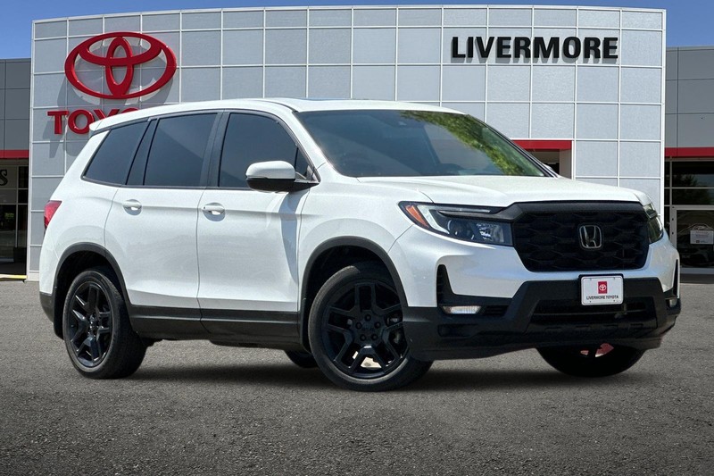 Honda Passport Vehicle Full-screen Gallery Image 02