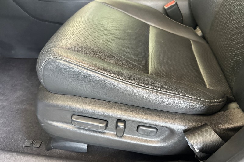 Honda Passport Vehicle Full-screen Gallery Image 13