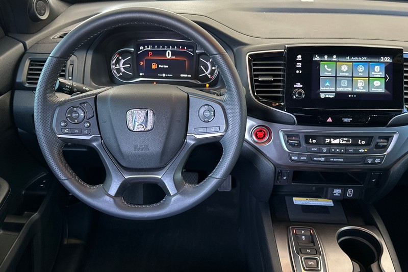 Honda Passport Vehicle Full-screen Gallery Image 16