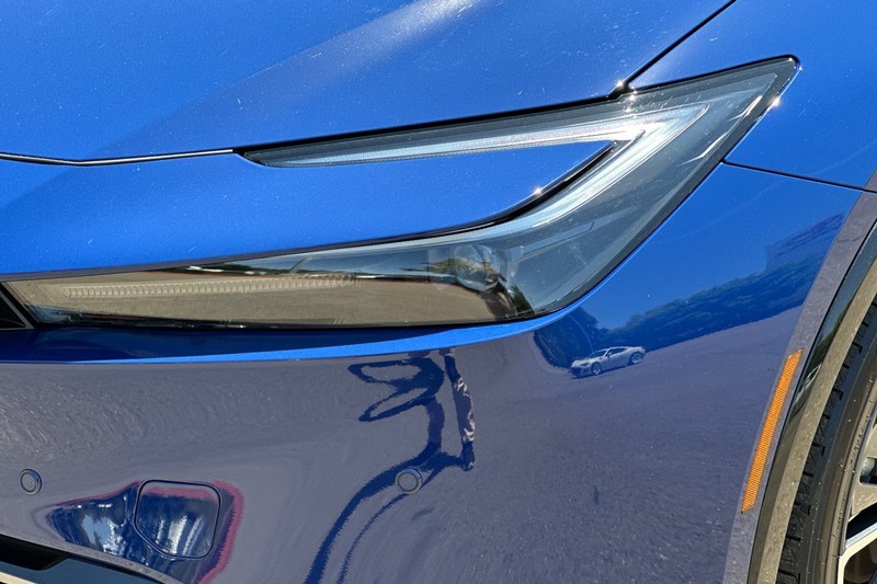 Toyota Prius Vehicle Full-screen Gallery Image 49