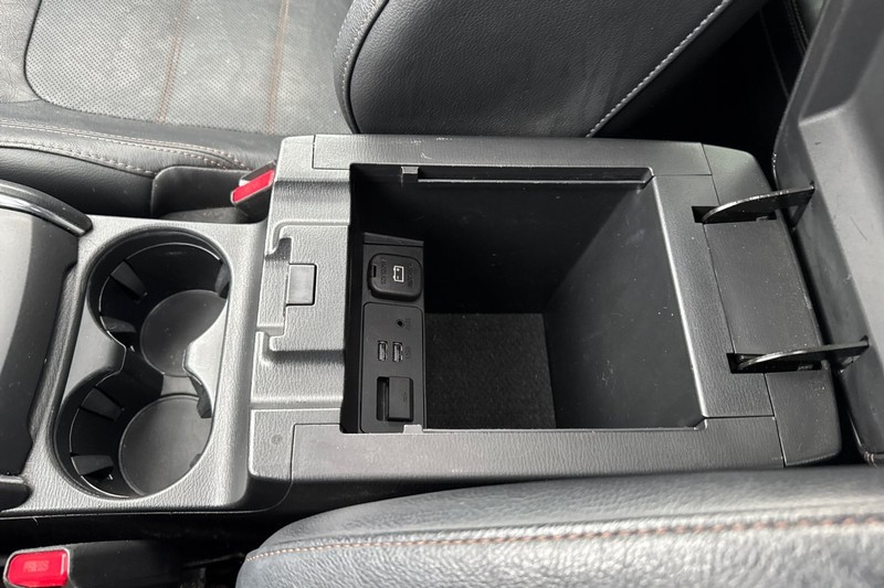 Mazda CX-5 Vehicle Full-screen Gallery Image 32