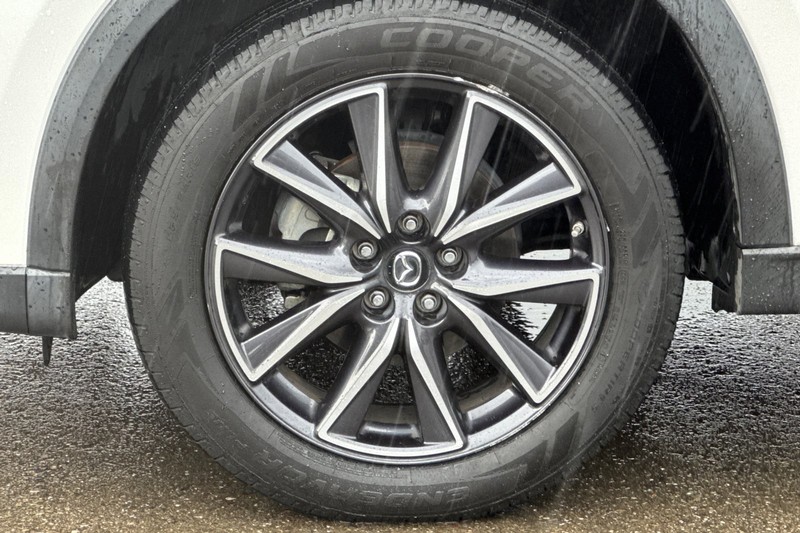Mazda CX-5 Vehicle Full-screen Gallery Image 47