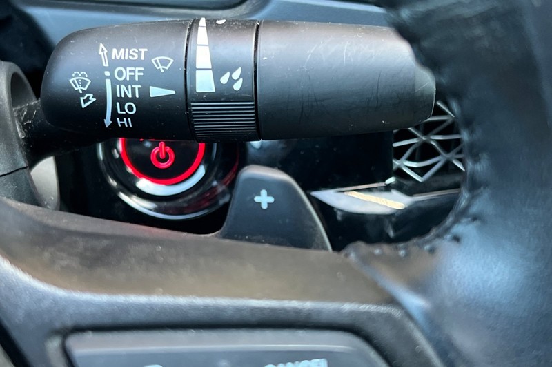 Honda Accord Hybrid Vehicle Full-screen Gallery Image 36