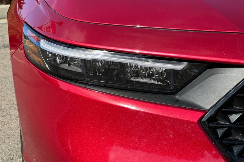 Honda Accord Hybrid Vehicle Full-screen Gallery Image 42