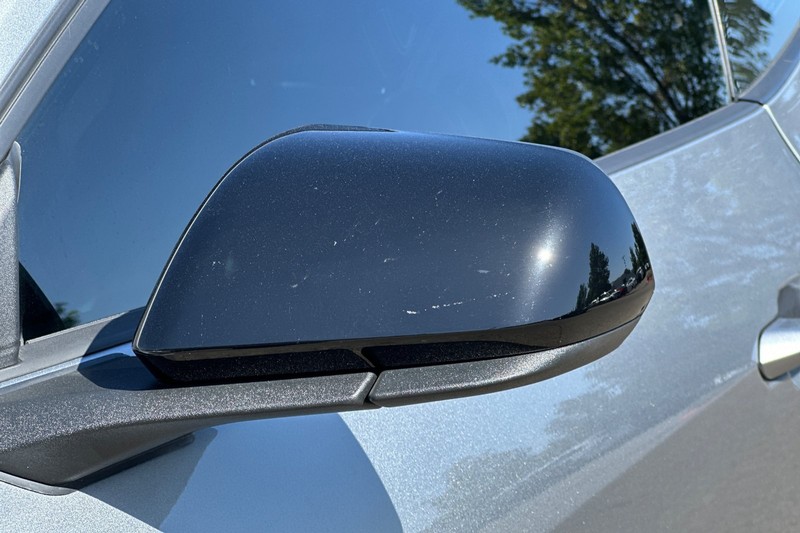 Ford Mustang Vehicle Full-screen Gallery Image 48