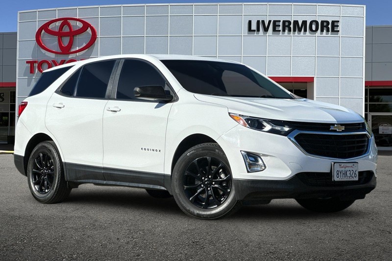Chevrolet Equinox Vehicle Full-screen Gallery Image 02
