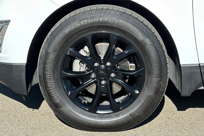 Chevrolet Equinox Vehicle Full-screen Gallery Image 43