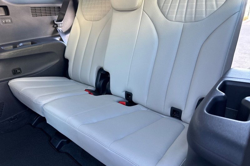 Hyundai Palisade Vehicle Full-screen Gallery Image 18