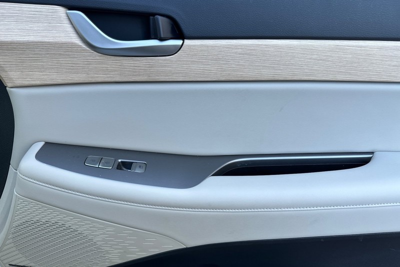 Hyundai Palisade Vehicle Full-screen Gallery Image 22