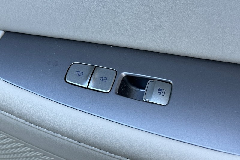 Hyundai Palisade Vehicle Full-screen Gallery Image 23