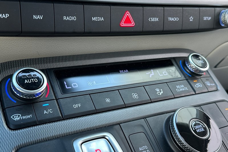 Hyundai Palisade Vehicle Full-screen Gallery Image 31