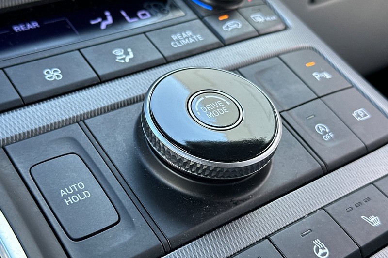 Hyundai Palisade Vehicle Full-screen Gallery Image 32