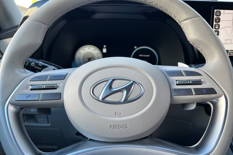 Hyundai Palisade Vehicle Full-screen Gallery Image 36