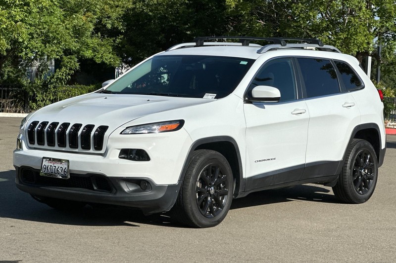 Jeep Cherokee Vehicle Full-screen Gallery Image 08