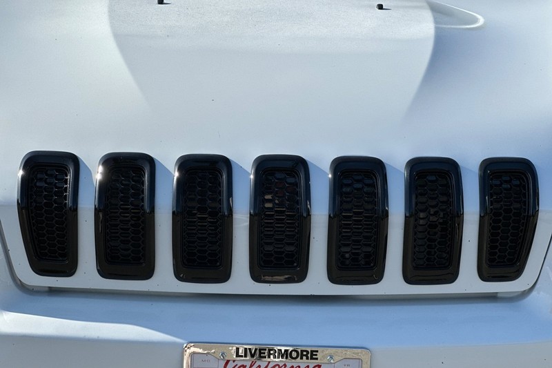 Jeep Cherokee Vehicle Full-screen Gallery Image 44