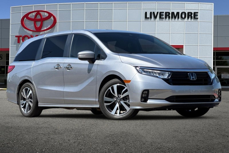 Honda Odyssey Vehicle Full-screen Gallery Image 02