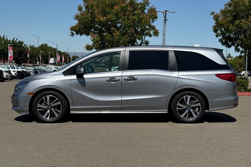 Honda Odyssey Vehicle Full-screen Gallery Image 07