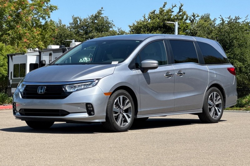 Honda Odyssey Vehicle Full-screen Gallery Image 08