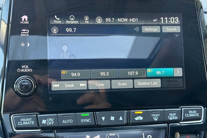 Honda Odyssey Vehicle Full-screen Gallery Image 27