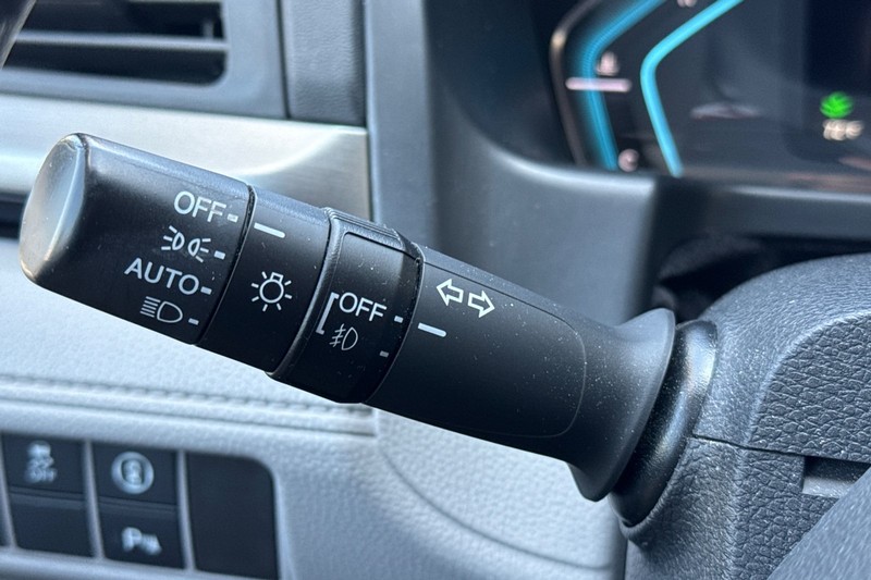 Honda Odyssey Vehicle Full-screen Gallery Image 38
