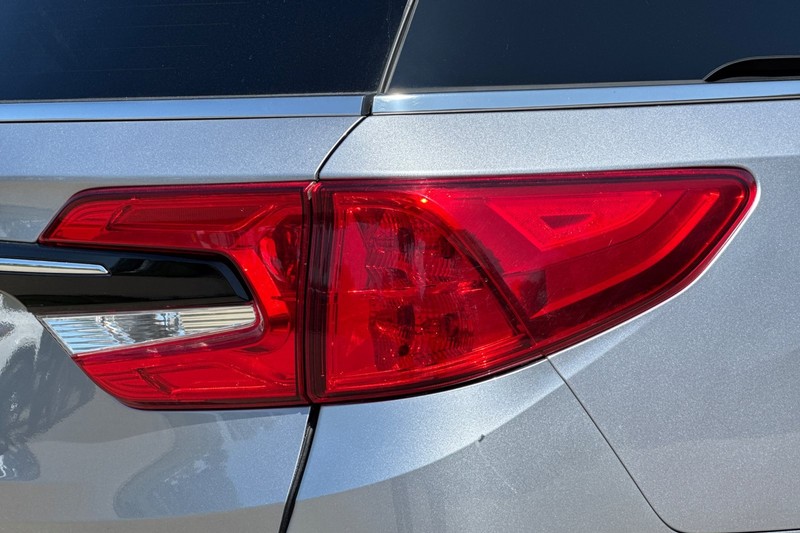 Honda Odyssey Vehicle Full-screen Gallery Image 50