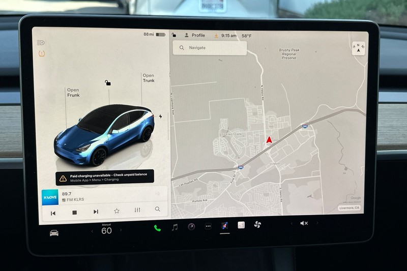 Tesla Model Y Vehicle Full-screen Gallery Image 37