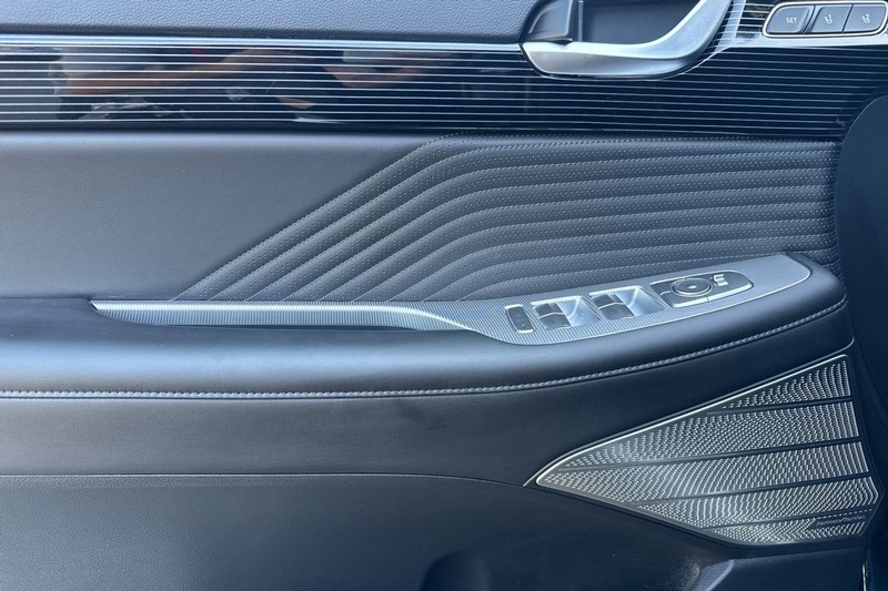 Hyundai Palisade Vehicle Full-screen Gallery Image 11