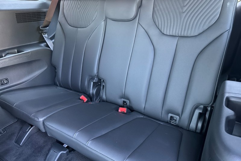 Hyundai Palisade Vehicle Full-screen Gallery Image 18