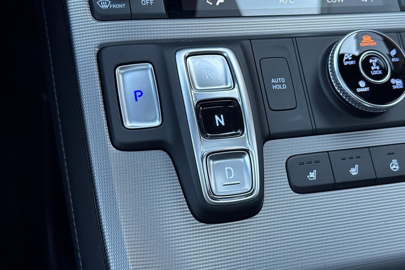 Hyundai Palisade Vehicle Full-screen Gallery Image 35