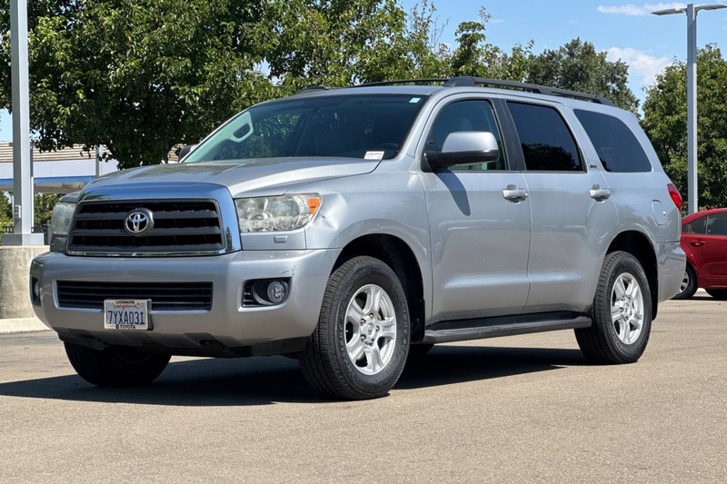 Toyota Sequoia Vehicle Full-screen Gallery Image 08