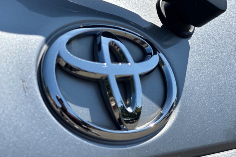 Toyota Sequoia Vehicle Full-screen Gallery Image 49