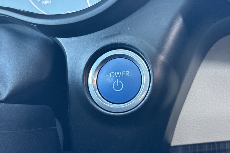 Toyota Sienna Vehicle Full-screen Gallery Image 35