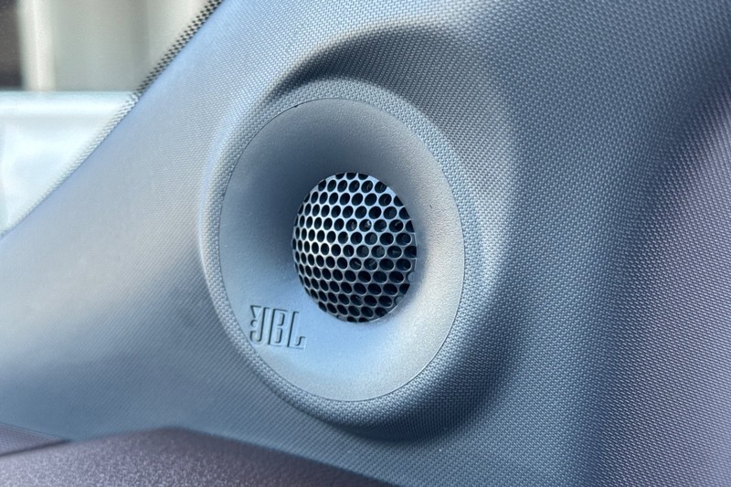 Toyota Sienna Vehicle Full-screen Gallery Image 45