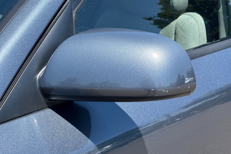 Hyundai Sonata Vehicle Full-screen Gallery Image 49