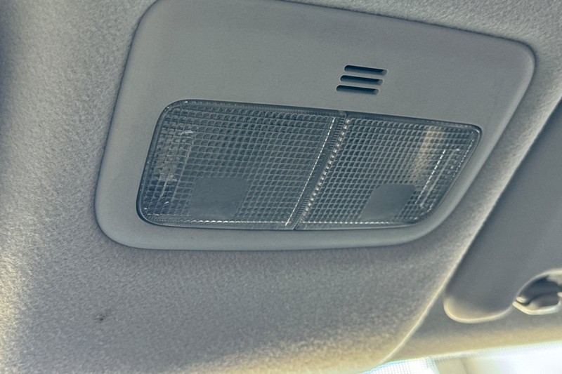 Scion xD Vehicle Full-screen Gallery Image 24