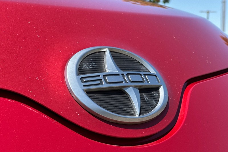Scion xD Vehicle Full-screen Gallery Image 43