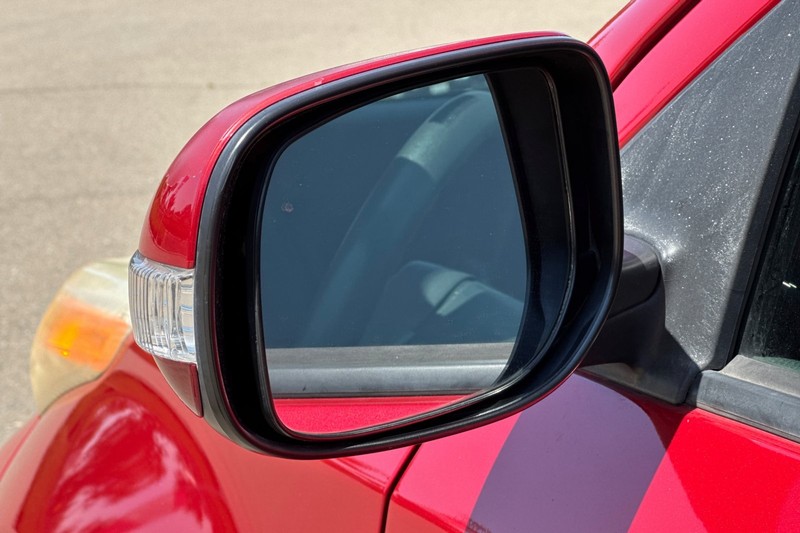 Scion xD Vehicle Full-screen Gallery Image 50