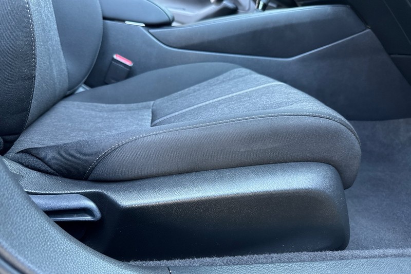 Honda Accord Hybrid Vehicle Full-screen Gallery Image 22