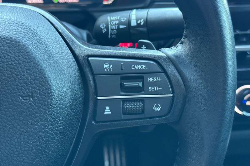 Honda Accord Hybrid Vehicle Full-screen Gallery Image 37